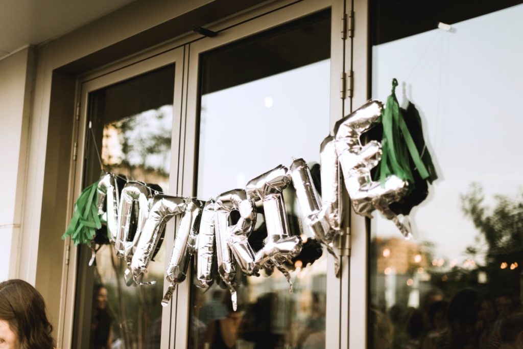 AdThrive balloons